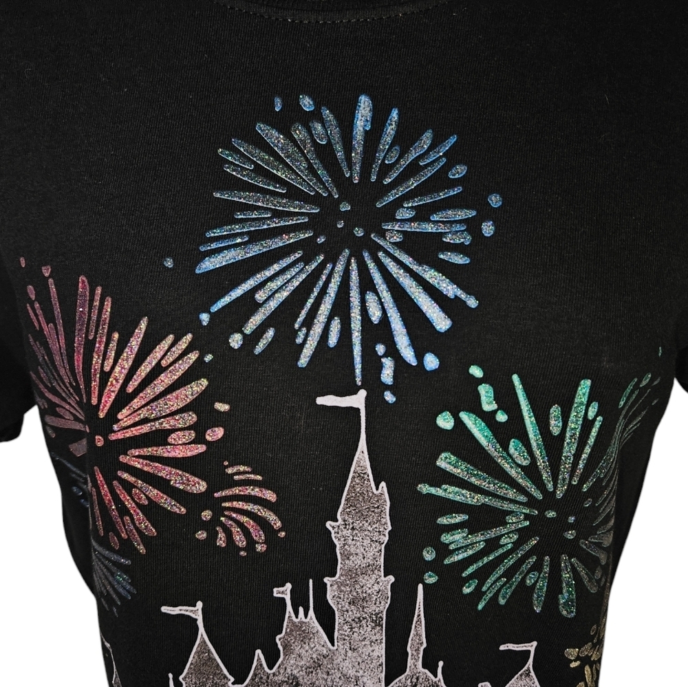 NWT Disney Parks Authentic Disneyland Resort Castle & Fireworks Short Sleeve Top - Picture 3 of 4